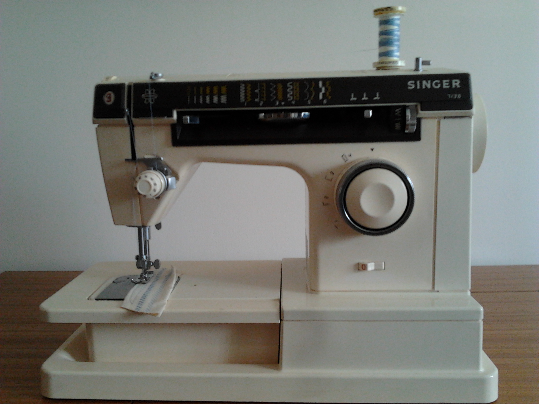 Singer 7136 Sewing Machine